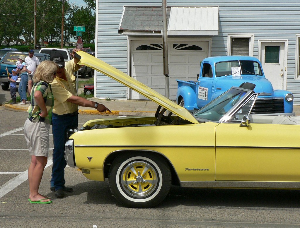 Irricana Car Rodeo The Car Rodeo... This event is the "dip… Flickr