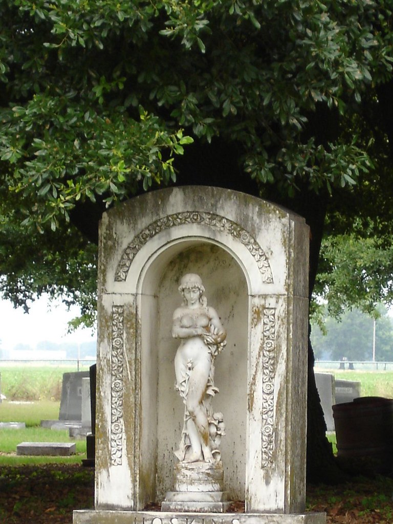 Cemetery monument, Stoneville MS Ginger Flickr