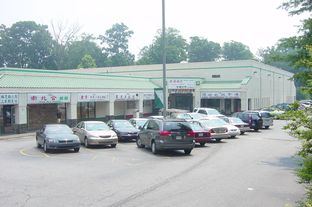 DSC03268 "chinatown" in atlanta is really just a strip mal… Flickr
