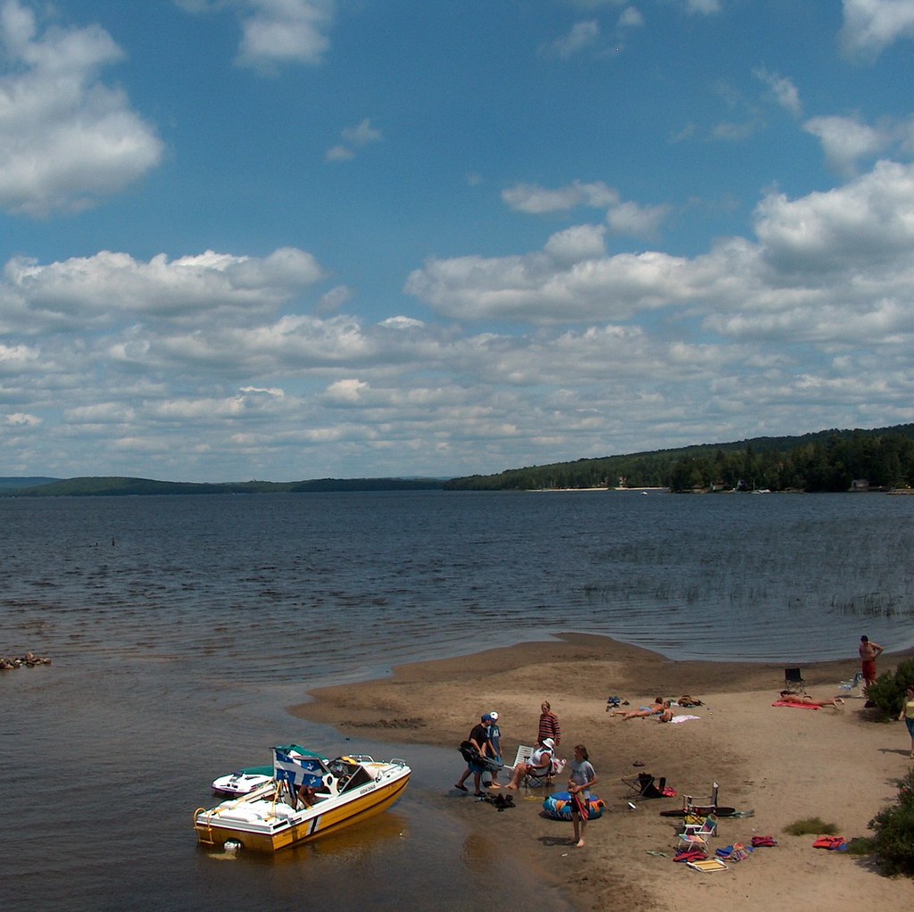 Boats at entrance to Grand Lac Nominingue 4 Michael CharronPlante