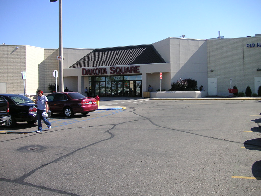 Dakota Square mall now with Old Navy Nathan Folkert Flickr