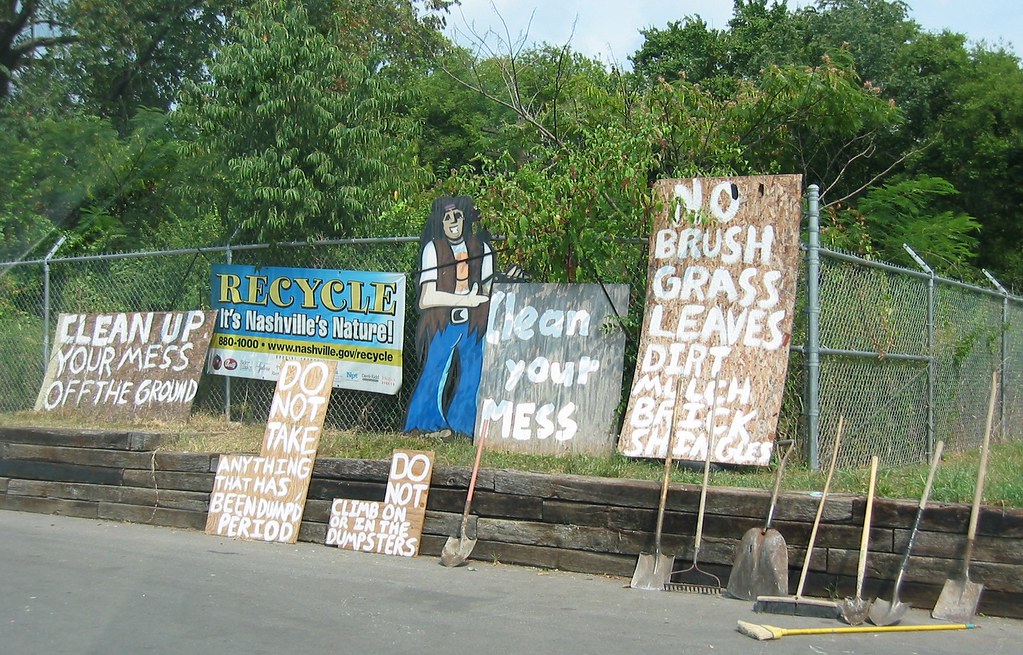 Recycle Nashville This is at the East Nashville Recycle Ce… Flickr
