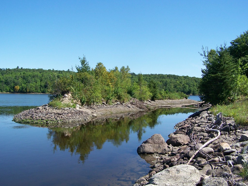 Saint John River, Meductic, NB Reflection on the Saint Joh… Flickr