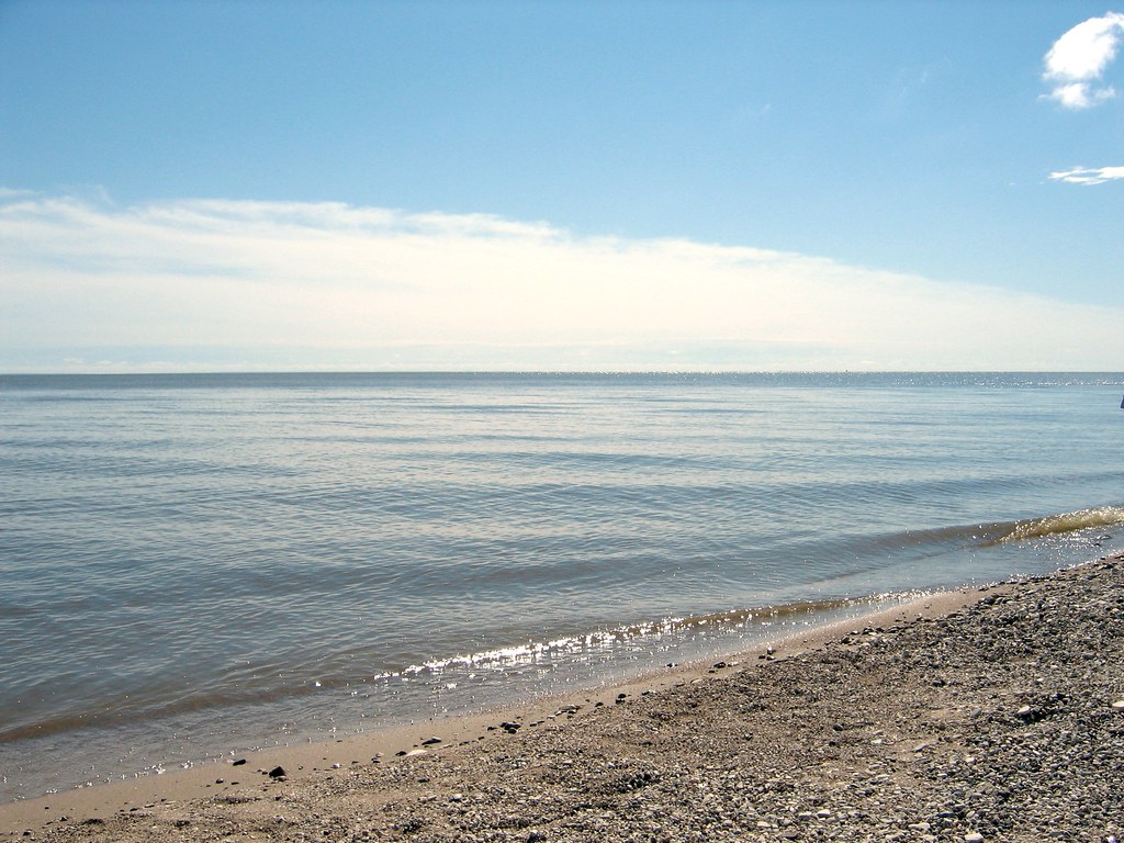 Shoreline At Winnipeg Beach. Michael & Sandy Flickr