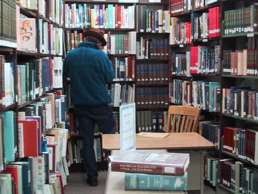 Ashland Public Library c2001 Get well soon, libraries. Ple… Flickr