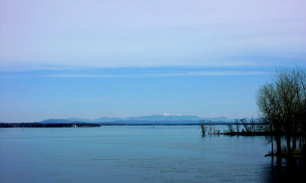 Lake Champlain & Vermont Taken from Plattsburgh NY That th… Flickr