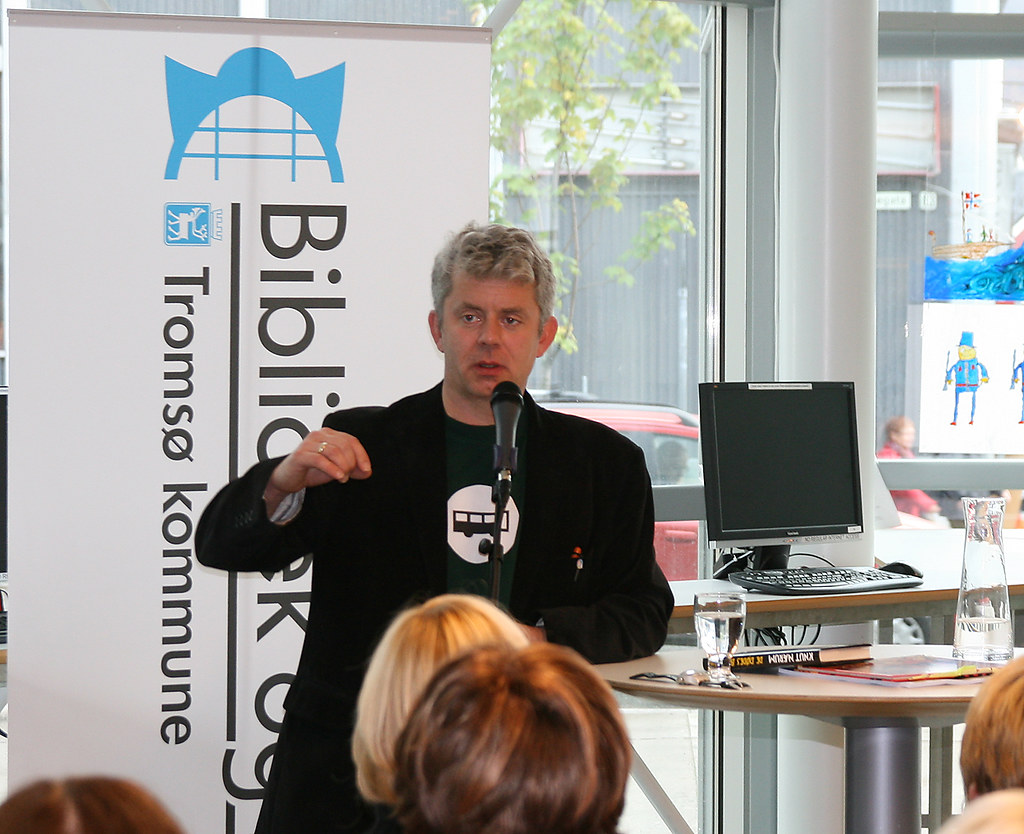 Knut Nærum på Litterær matpakke Tromsø bibliotek og byarki… Flickr