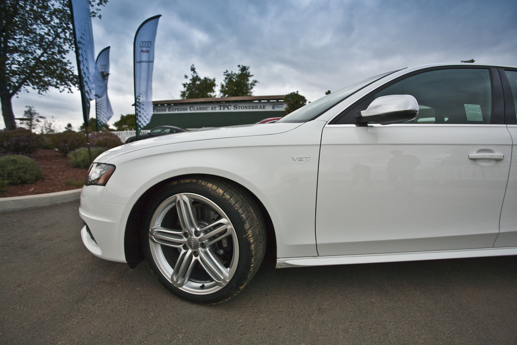 2010 Audi S4 V6T SideFront Audis on display at the Audi Q… Flickr