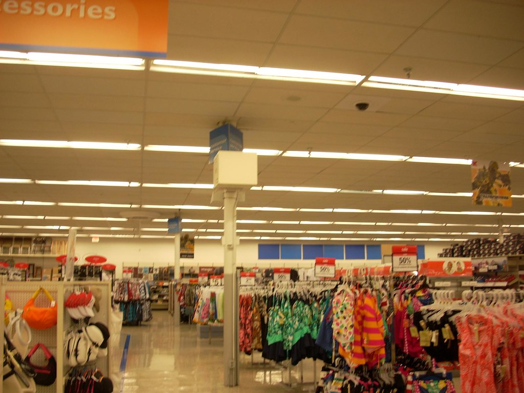 Big Kmart interior Big Kmart 7259 (101,458 square feet) 1… Flickr
