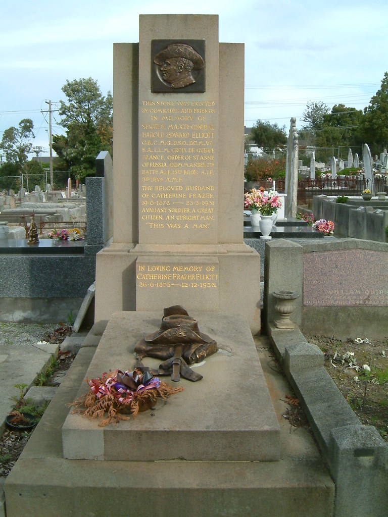 Grave of Major General Harold Edward Elliott (Pompey ELLIO… Flickr