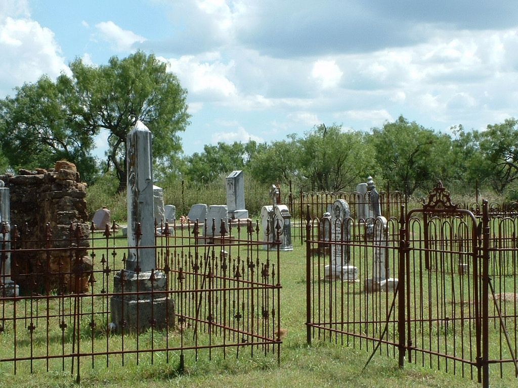 Past Present This is the Loyal Valley, TX Cemetery, the fi… Flickr