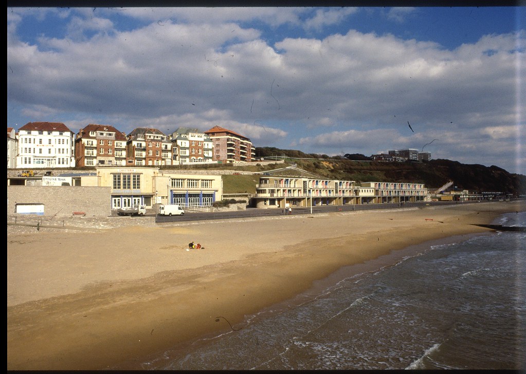 BEACH FROM PIER. BOURNEMOUTH. DORSET. … Flickr