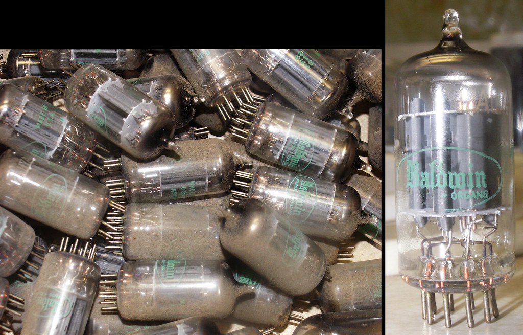 Vacuum Tube Series These vacuum tubes had been part of the… Flickr