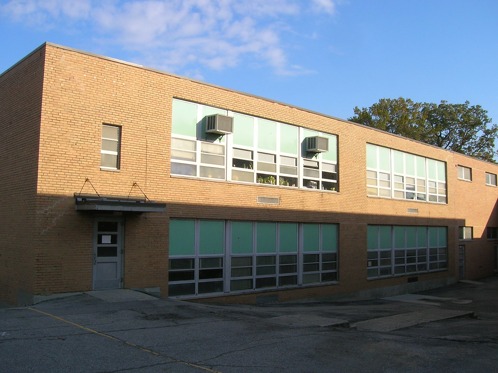 110108 Eastmont Park SchoolDayton, Ohio (12) Aaron Turner Flickr