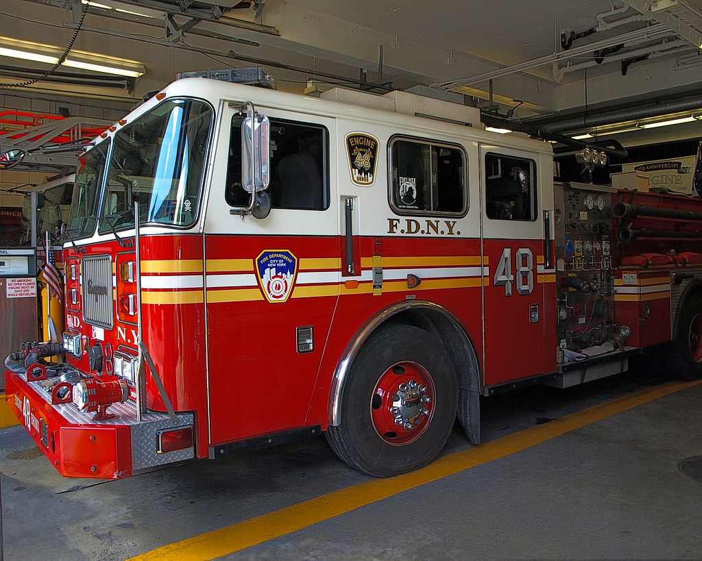 E048e FDNY Engine 48, Fordham, Bronx, New York City Flickr
