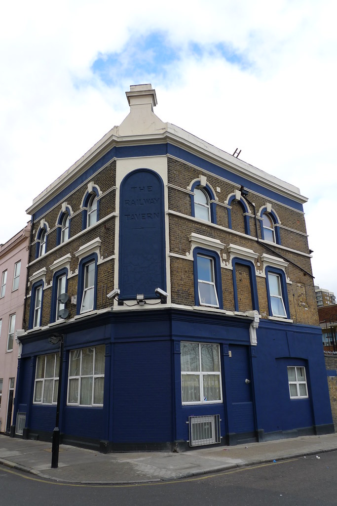 Old Ford Tavern, Old Ford, E3 Although long closed, this f… Flickr