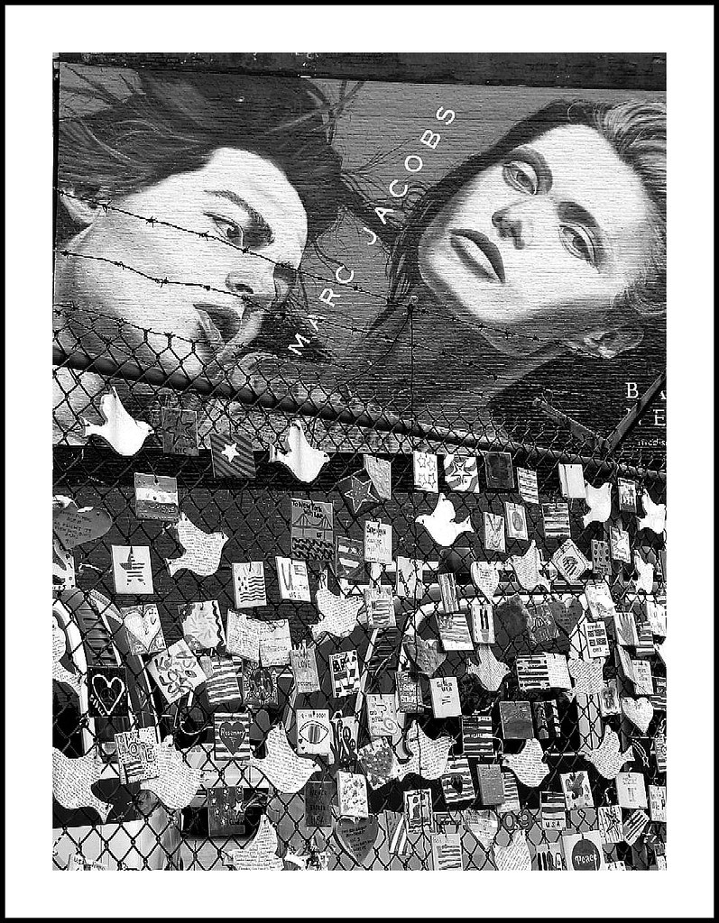 Tiles of America in New York in B&W Vacation May 2006 New … Flickr