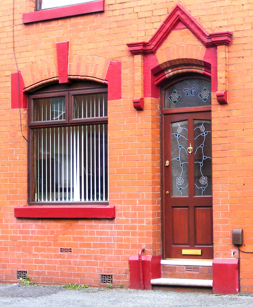 Doorway 1 Briscoe St Briscoe St, off Bar Gap Rd consists o… Flickr