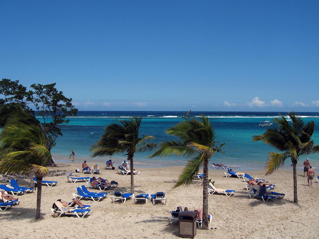 RUI Ocho Rios Hotel The RUI Ocho Rios Hotel is an awesome … Flickr