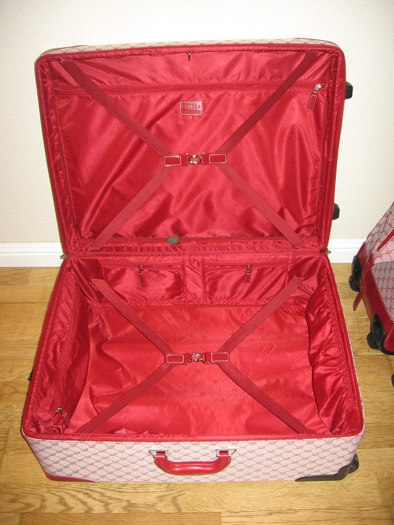 IMG_4389 BRAND NEW Genuine Ralph Lauren luggage set ALL 3 … Flickr