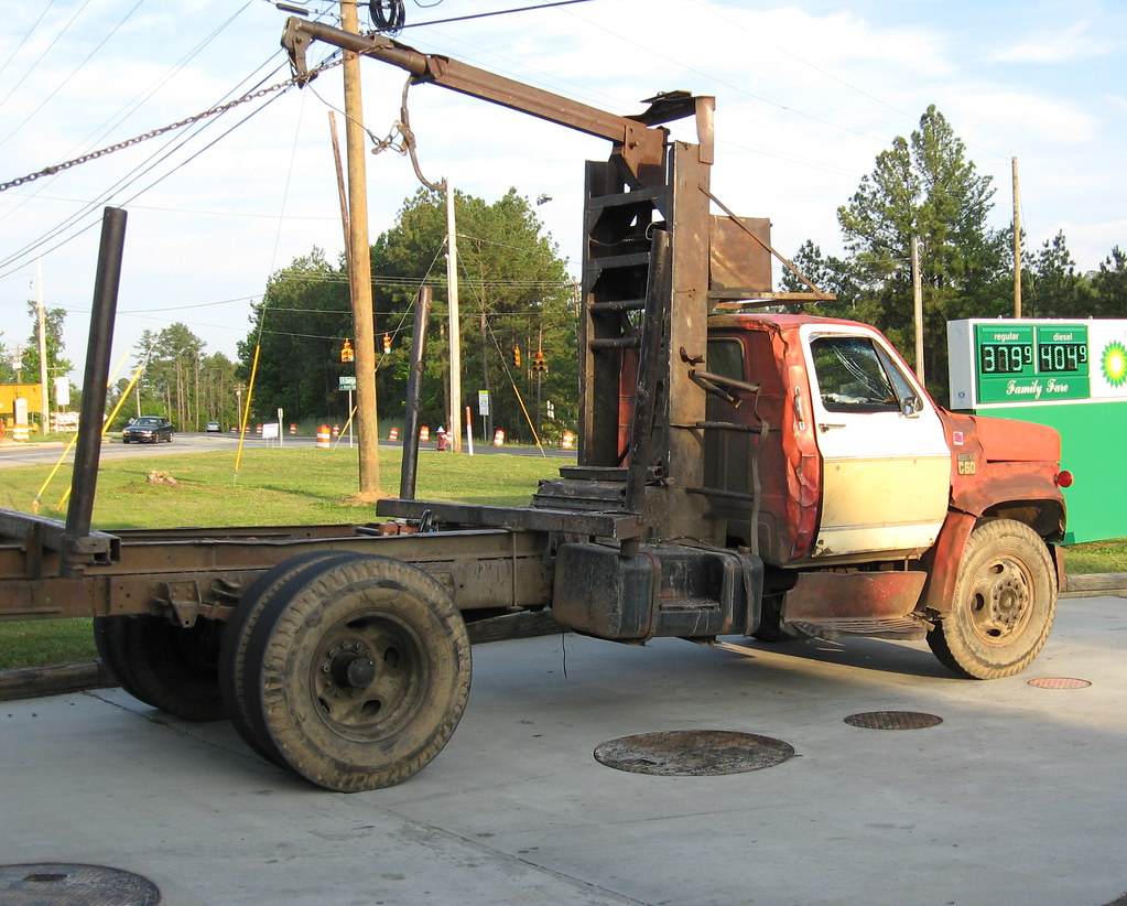 Chevy C60 BP station, Chapel Hill Nick B. Flickr