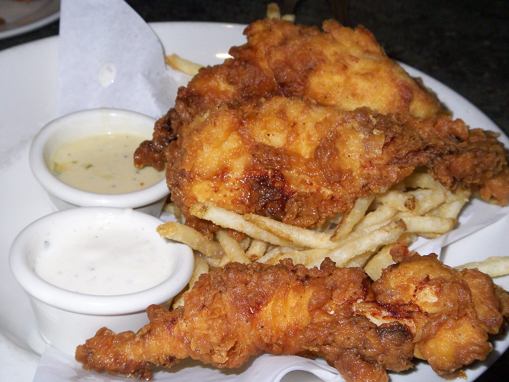 Yard House, Glenview, IL; Appetizer Fries and battered chi… Flickr