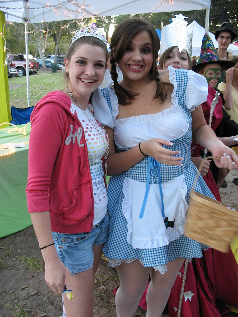 HalloweenPark (9) For the first time, the Friendswood Publ… Flickr