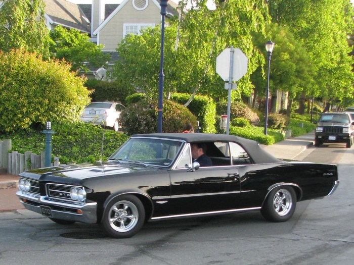 1964 Pontiac GTO Convertible (Custom) | Jack Snell | Flickr Best way to sleep with scoliosis