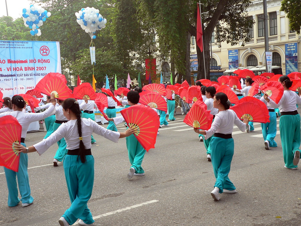 Fan Dancing, Hanoi, Vietnam Flickr