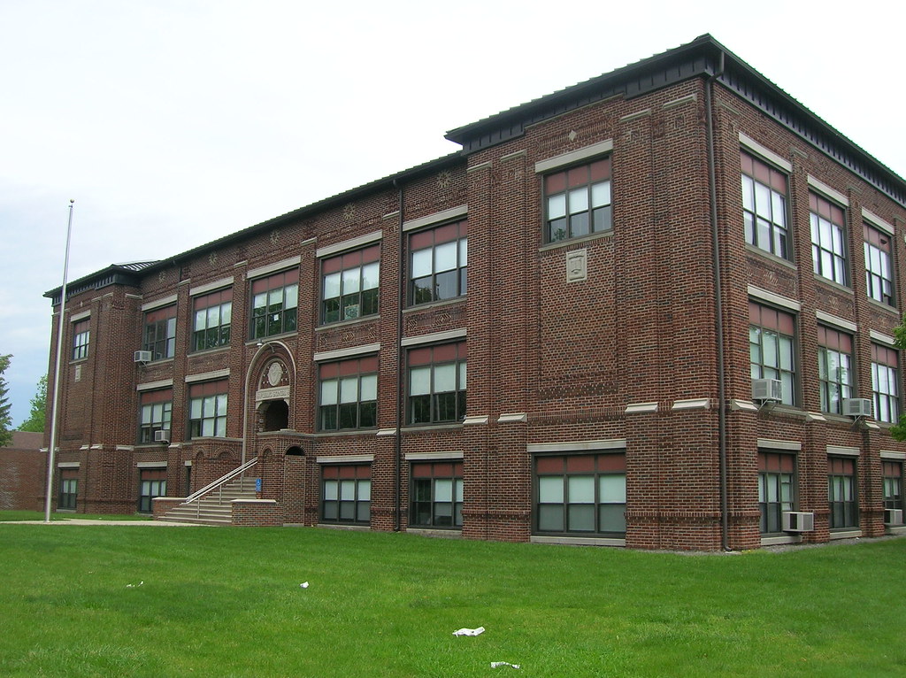 Cedarville Public School (1916)Cedarville, Ohio Aaron Turner Flickr