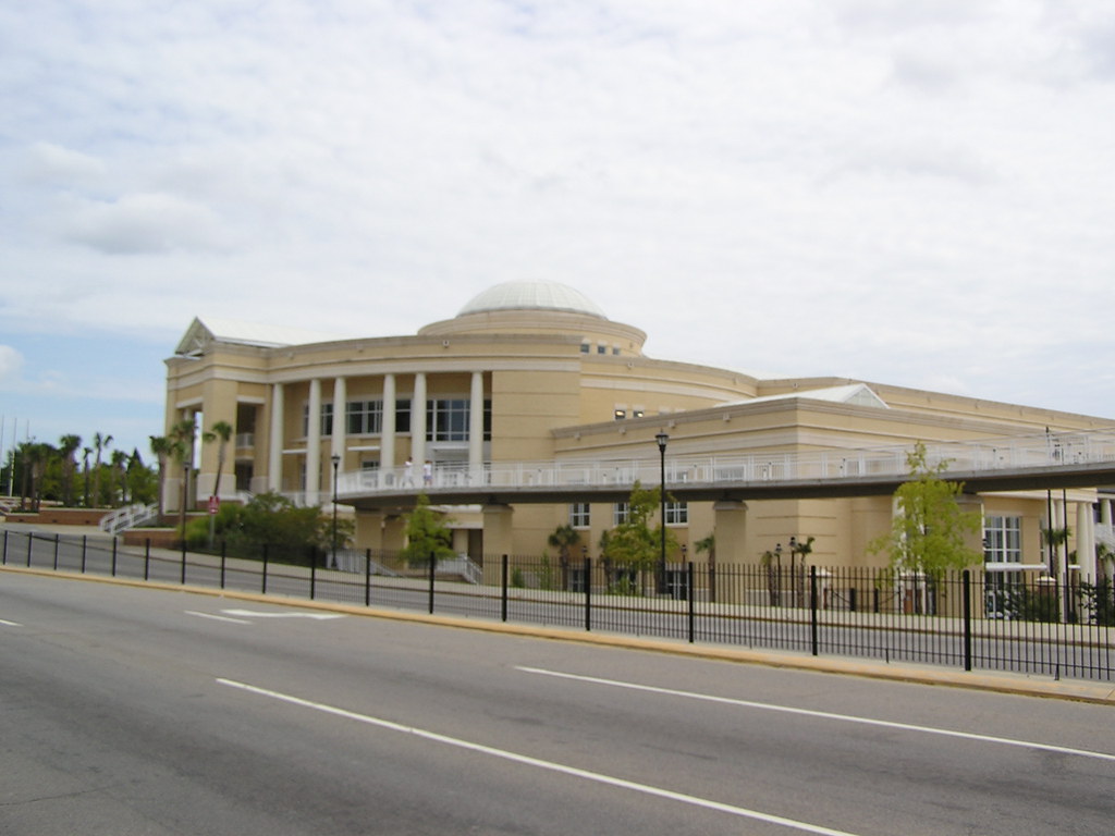 Columbia, Blossom Street Columbia, SC. Photo taken on 21 A… Flickr
