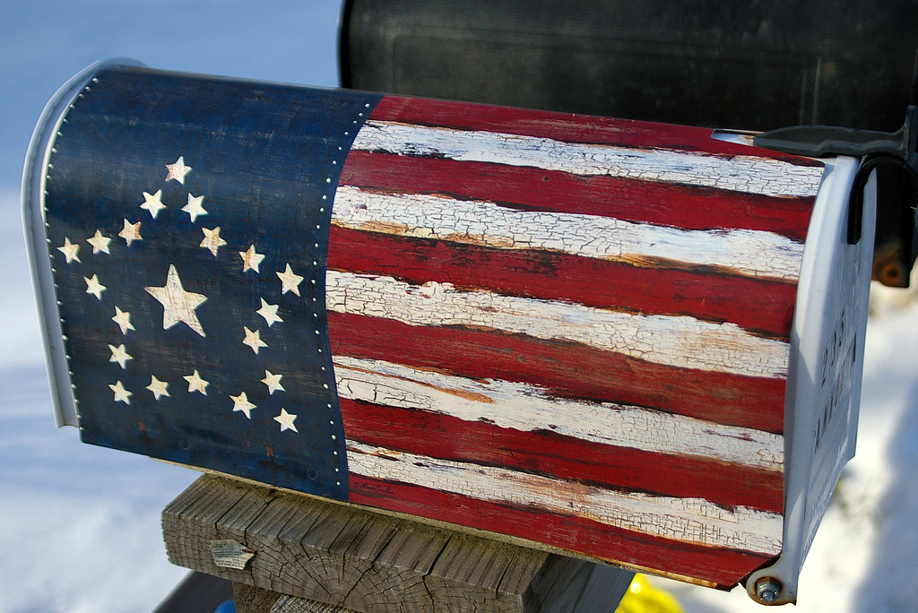 Patriotic Mailbox The Byers homestead, in Commerce, Michig… Wigwam