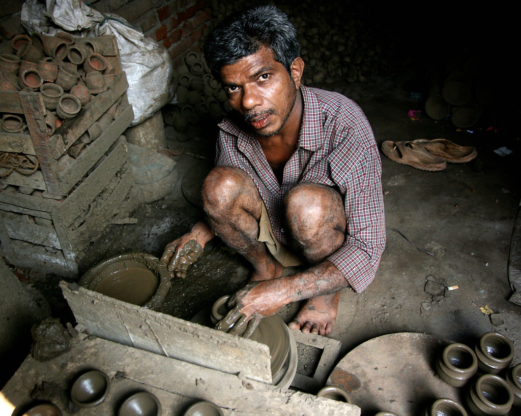 Pottery maker in Dharavi Slum Mumbai, India Marcus Fornell Flickr
