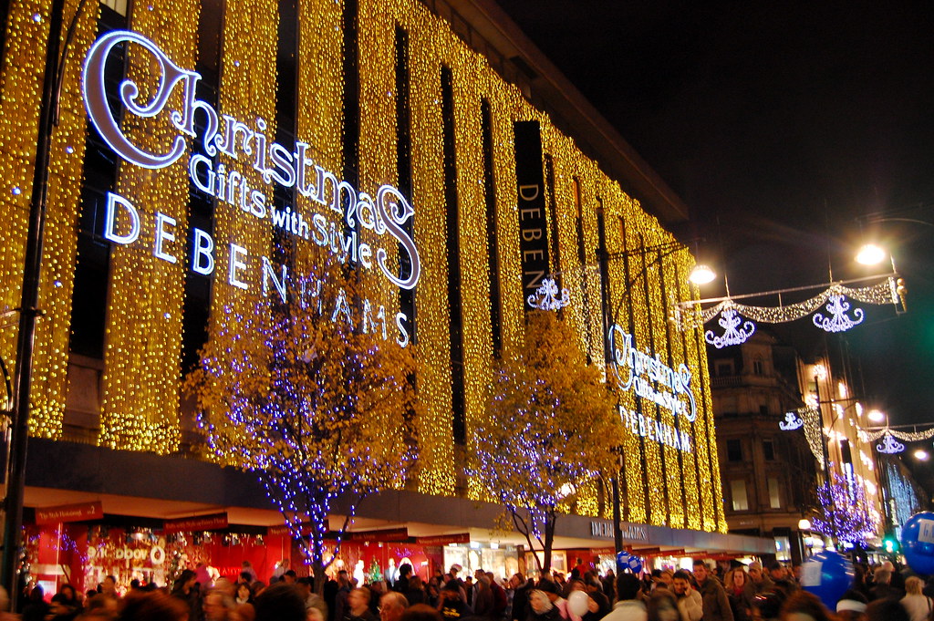 Christmas Shopping in Oxford Street We had to go to the Ap… Flickr
