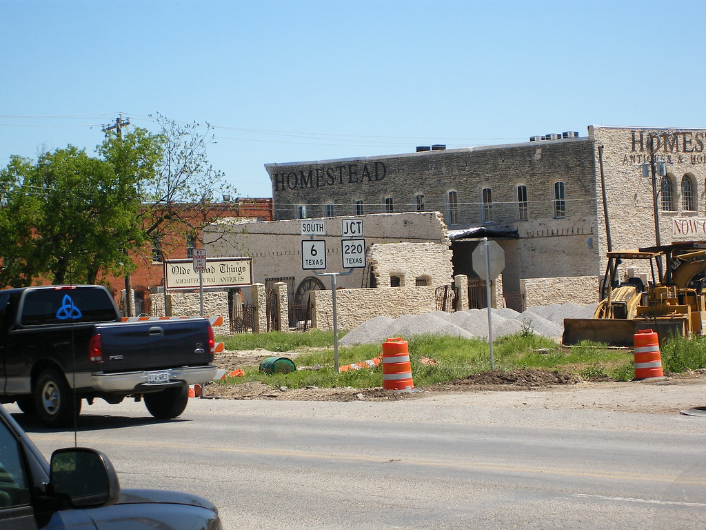 Hico, Texas In the parking lot of Koffee Kup... Did anyone… Flickr