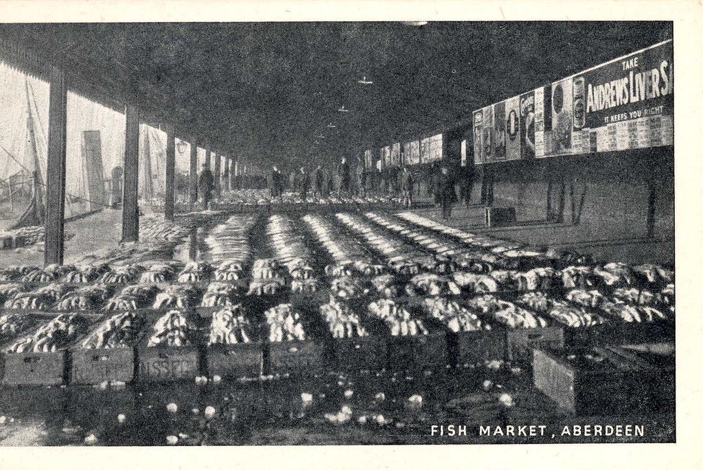 Old postcard of Fish Market, Aberdeen Old postcard of Fish… Flickr