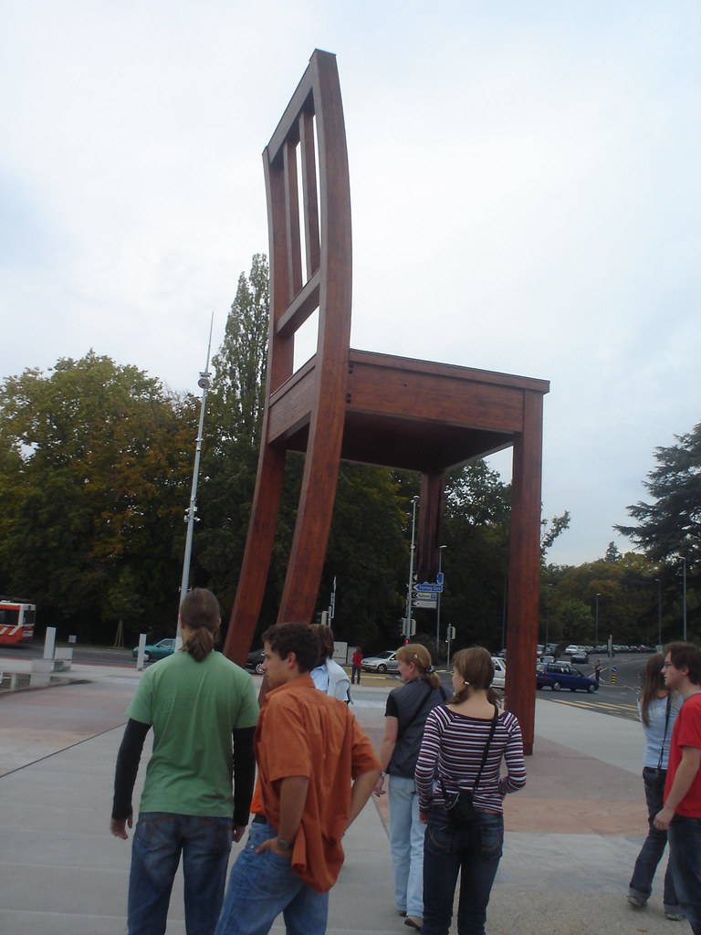 Big chair in Geneva TTeenyTiny Flickr