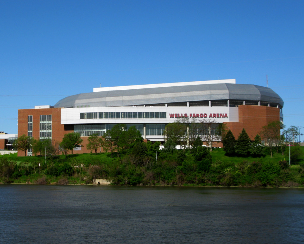 Wells Fargo Arena Des Moines, IA The opening of Wells Fa… Flickr