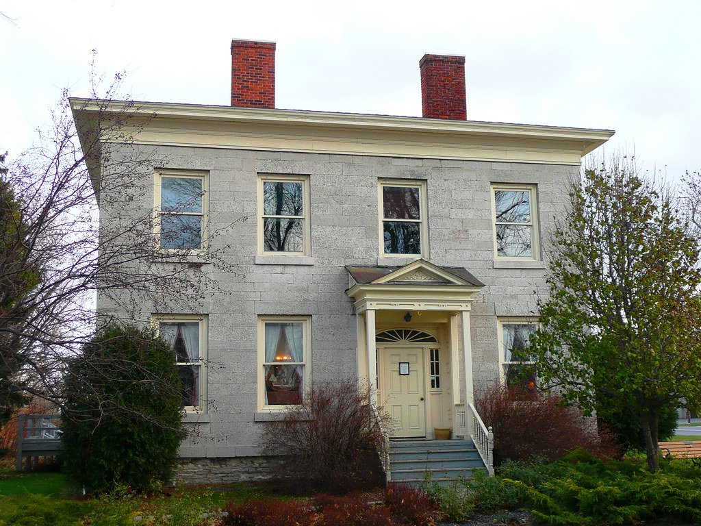 Elevation of Point Salubrious, Lyme, NY, USA Topographic Map