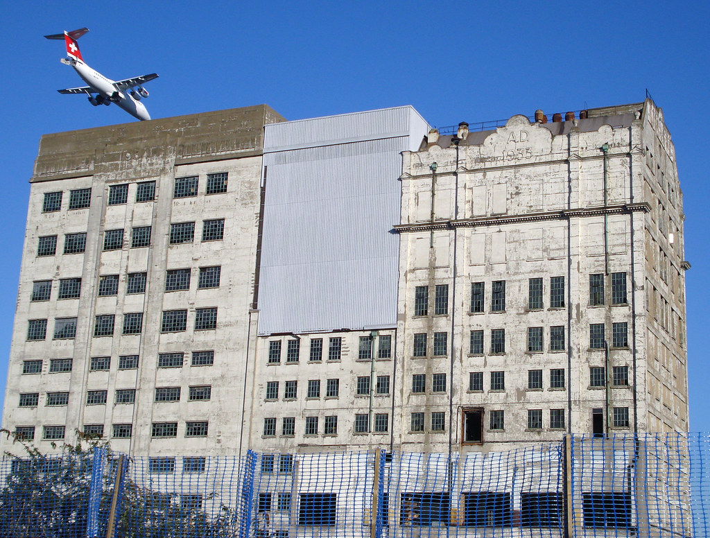 Millennium Mills London's largest flour mill (close to Cit… Flickr