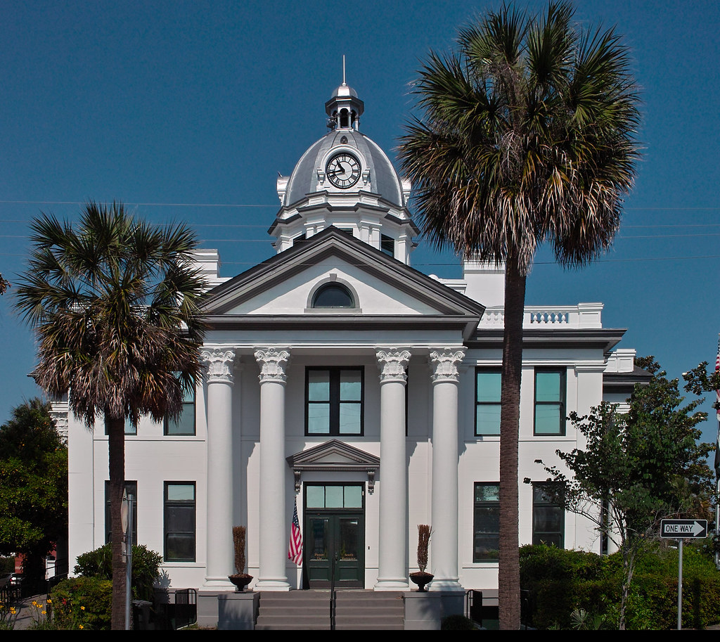 Monticello Courthouse Jim Harvey Flickr