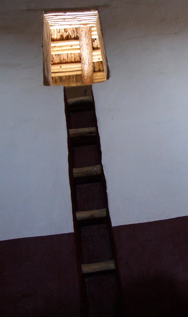 Ladder to Outside This is one of the many ladders that lin… Flickr
