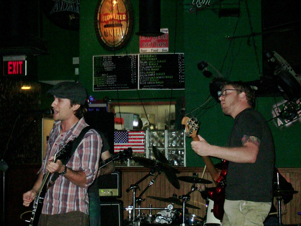 DSCF1742 The Action Item, Back Alley, Fullerton, Nov 17, 2… Flickr