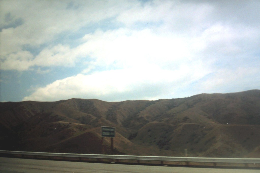 Elevation marker on northbound California 14 Daniel Flickr