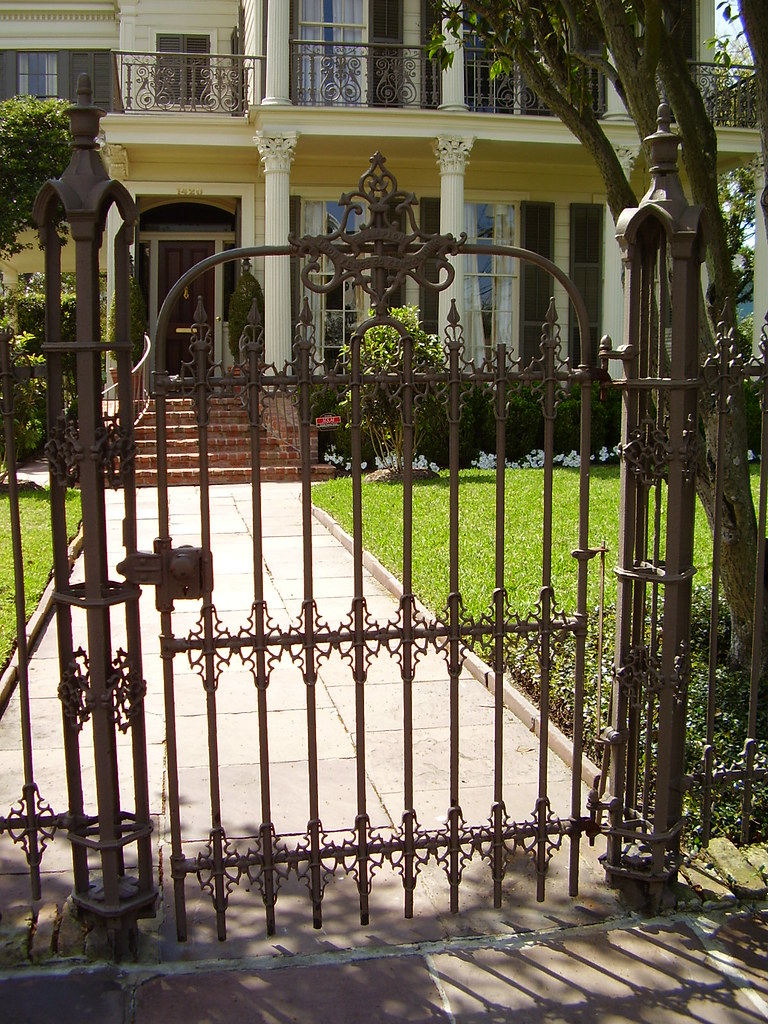 Iron Gate The iron work, especially the gates, caught my a… Flickr
