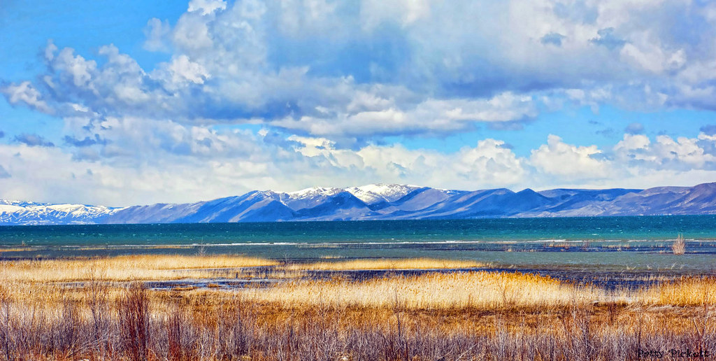 Bear Lake IdahoUtah Bear Lake is a natural freshwater lak… Flickr