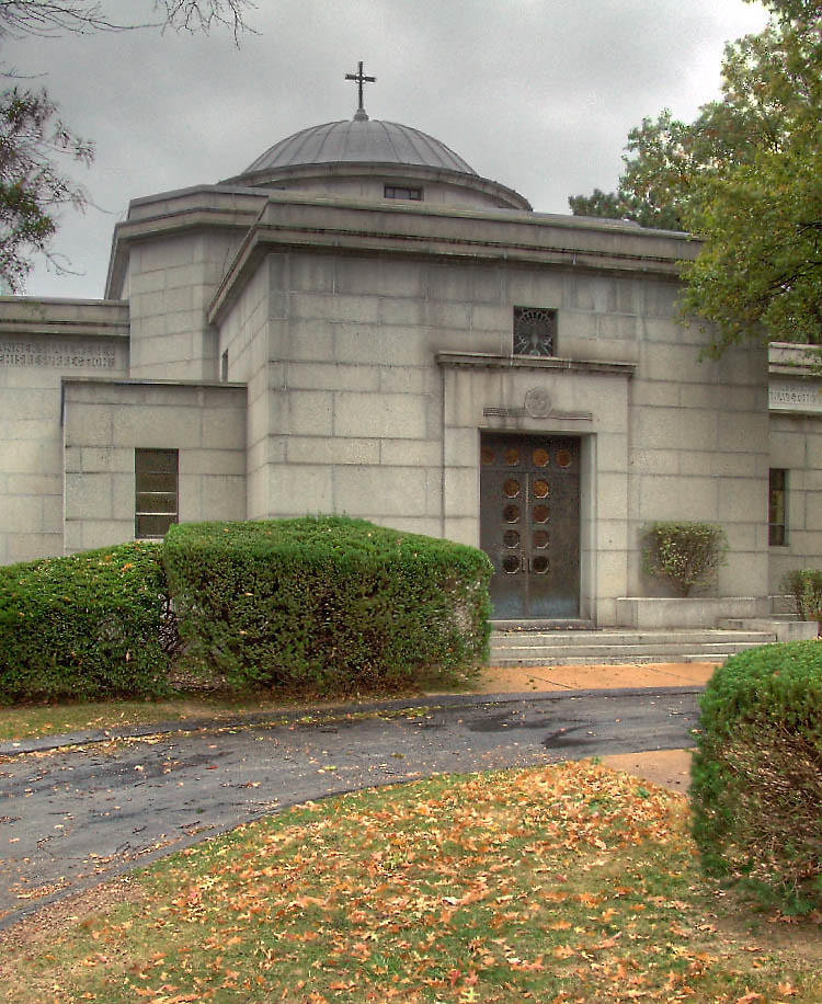 Calvary Cemetery, in Saint Louis, Missouri mausoleum exterior.jpg a