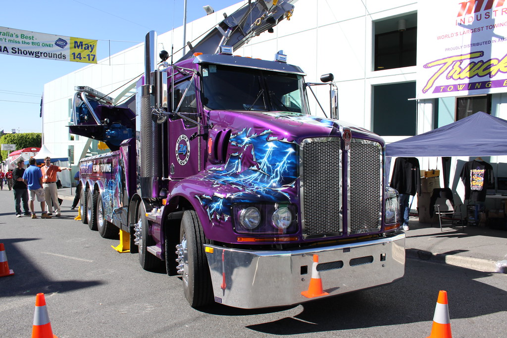 MACKAY HEAVY RECOVERY KENWORTH The Mackay Heavy Recovery v… Flickr