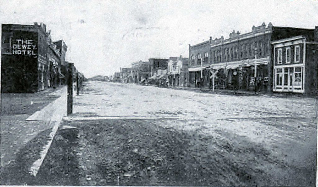 Fullerton Nebraska 1910 Main street of town my Grandfather… Flickr