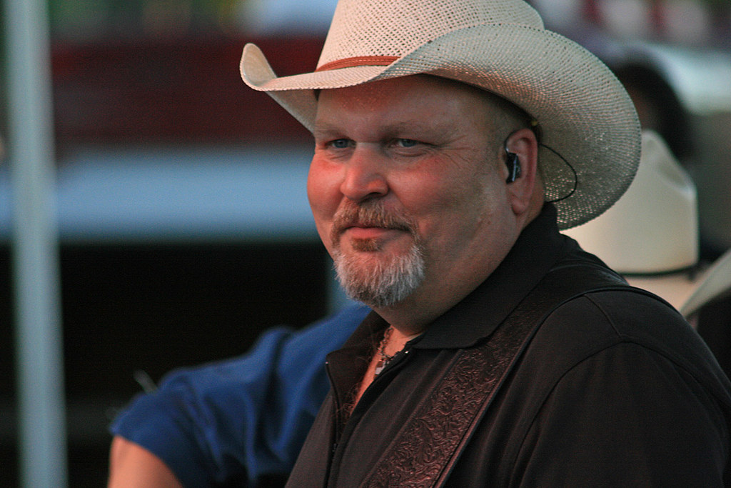 Steve Ledford New South Band plays with Mark Chesnutt Ben… Flickr